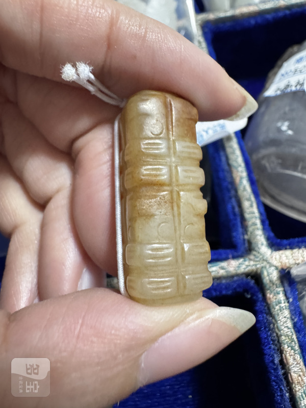 明 玉兽、玉琮式勒 - 图4